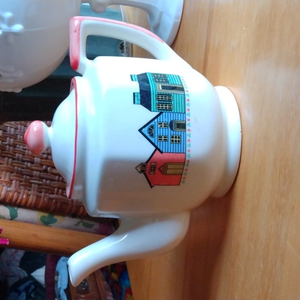 Vintage Teapot used